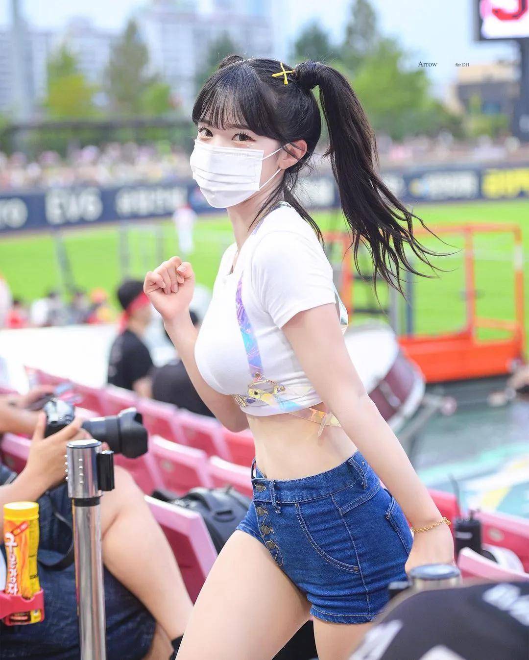  李多慧 